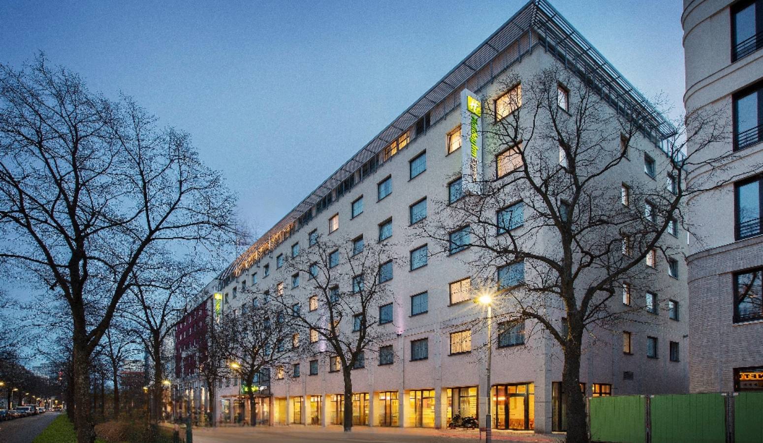 Hotel Holiday Inn Berlín City West 4* (centro urbano)